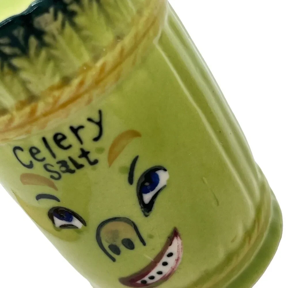 Anthropomorphic Salt Shakers Celery Onion Garlic Vegetable Head Vintage Norcrest